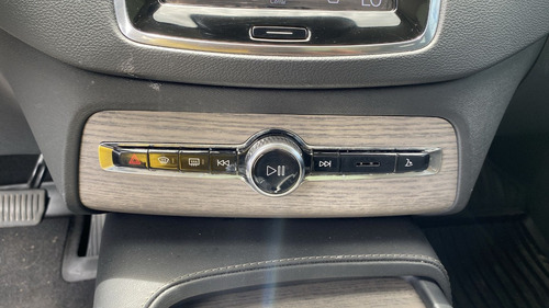 Imagen 21 de 25 de Volvo Xc90 T8 2.0 Hibrida Enchufable 2022