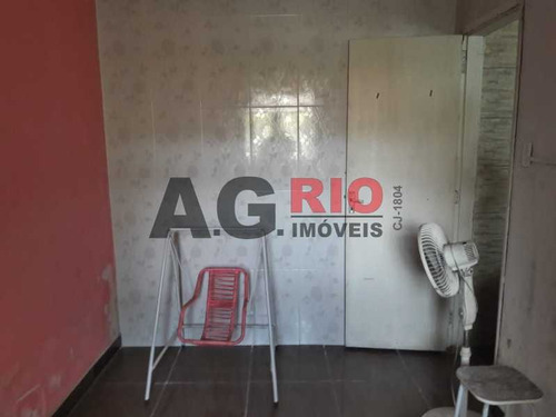 Casa De Rua-à Venda-madureira-rio De Janeiro - Vvca40030