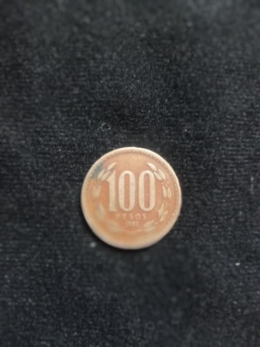 Moneda De 100 Pesos Chilena Del Año 1981 Exelente Condición 