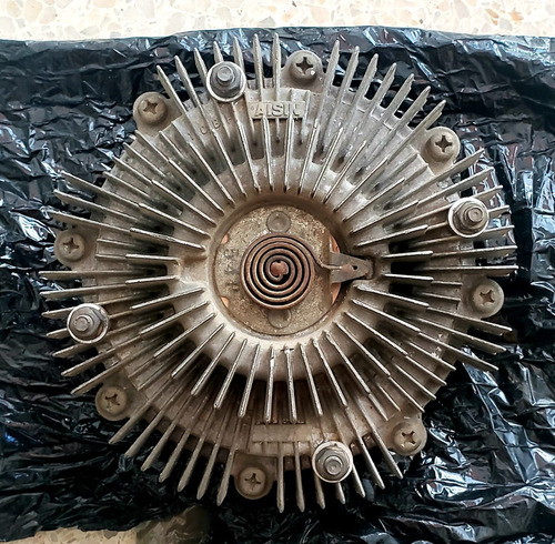 Fan Clutch Toyota Machito Fj40 2f 3f 75/92 Aisin