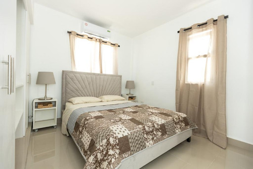 Hermosa Villa Espaciosa De 3h Y 3 B En Bávaro Rd