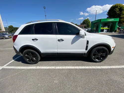 Chevrolet Captiva 2.4 Sport 182 hp