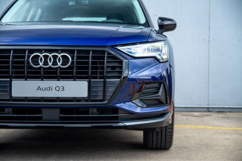 Audi Q3 Black Line
