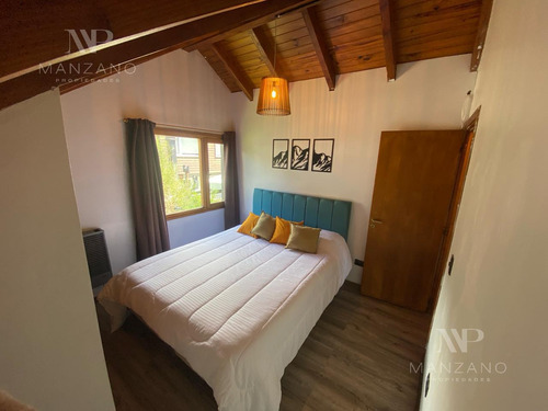 Venta Casa 117 M2, 3 Habitaciones, Barrio Once - Villa La Angostura
