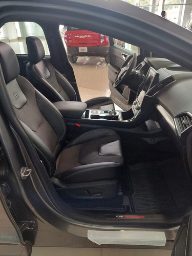 Imagen 18 de 25 de Ford Edge St 2.7 C.c Turbo