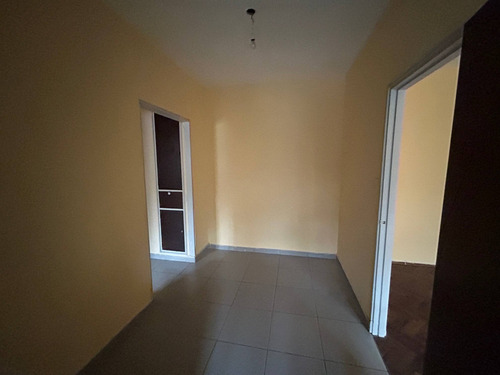 Alquiler - Apartamento Con Un Dormitorio En La Blanqueada - Juan Ramón Gómez Y Estero Bellaco