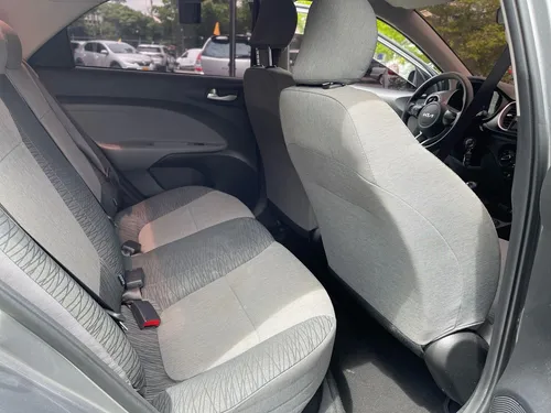 Kia Soluto 1.4 Emotion Mt