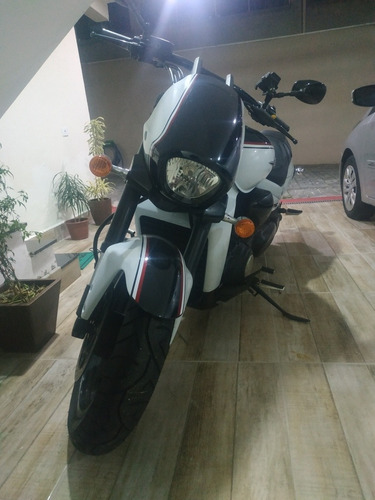Suzuki Boulevard 1800 Boss