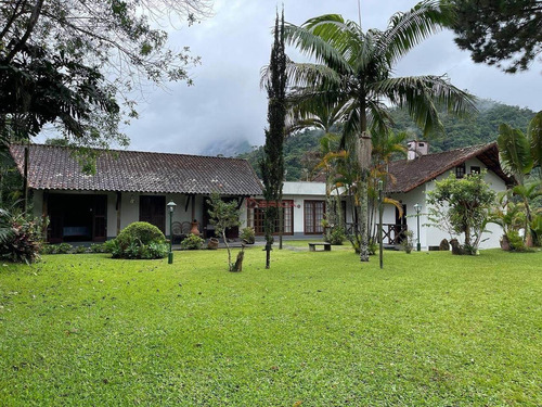 Imagem 3 de 9 de Casa Linear Com 3 Quartos Sendo 1 Suíte No Bom Retiro. Teresópolis-rj - Ca01052 - 34174505