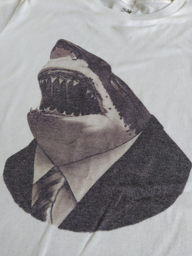 Imagen 2 de 3 de T Shirt Tee King Tiburón Jaws Playera Hombre