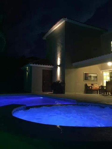 Imagen 3 de 9 de Alquilo En Village Punta Cana