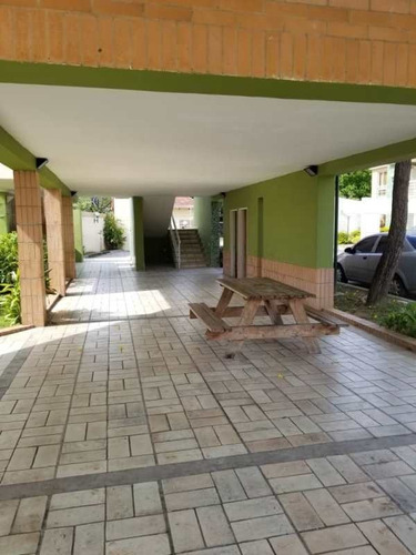 Imagen 19 de 20 de Townhouse En Res. Brisas Del Valle, Foth-226