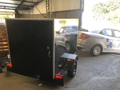 Imagem 5 de 7 de Aluguel Locação Carretinha Baú Carga Fechada