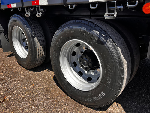 Mb Atego 2426 6x2 2013 Truck Revisado Com Baú Sider 16 Palet