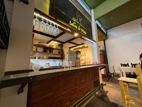 Local - Bernal Oeste