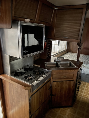 Motorhome Dodge Sportman C/perking 6 Y Caja De 5