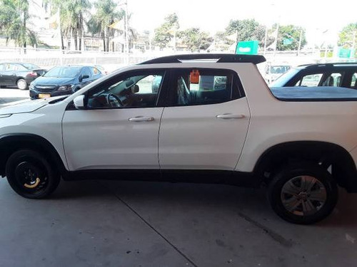 Imagem 6 de 9 de Fiat Toro 1.8 16v Evo Flex Freedom At6