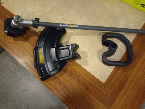 Guarda,mango Y Varilla Con Carrete Dewalt Flexvolt Dcst972x1