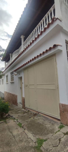 Venta De Casa Quinta En Piedra Azul