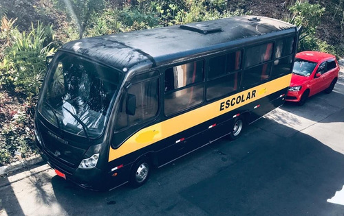 Imagem 1 de 11 de Neobus Thunder + Volksvaguen
