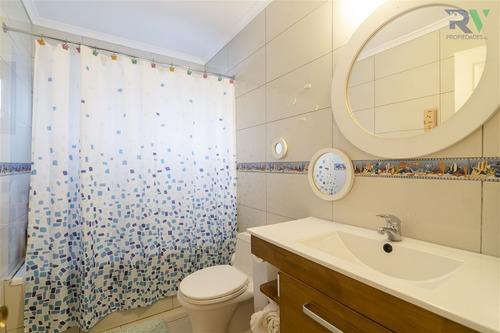 Preciosa Casa En Venta De 4 Dormitorios