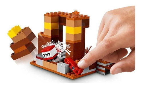 Imagem 4 de 8 de Lego Minecraft 21167 - O Posto Comercial 201 Pçs -lego 21167