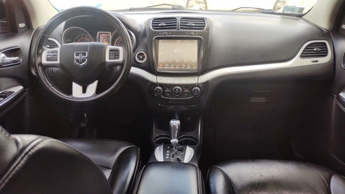 Imagen 9 de 11 de Dodge Journey Sxt 2.4 2017 Di Buono