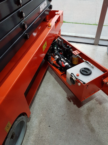 Plataforma Tipo Tijera Electrica Gtjz 08 (10 M Altura) O Km