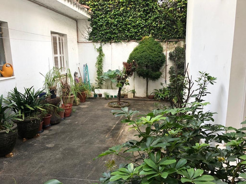 Casa À Venda No Bairro Jardim Europa - São Paulo/sp - O-10370-19799