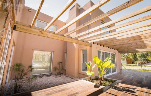 Imagen 16 de 19 de Importante Casa En Santa Barbara