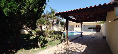 Imagem 12 de 13 de Edícula Lado Praia