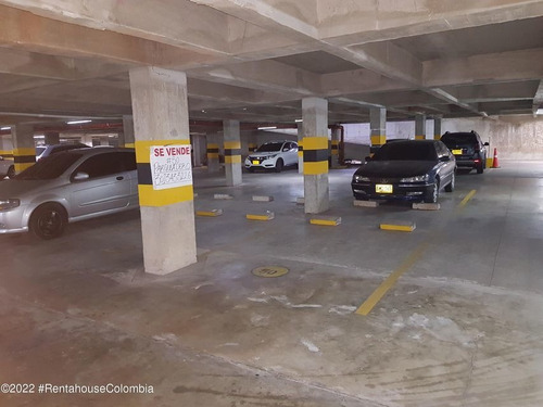 Imagen 3 de 6 de Vendo Comercial En Sabanilla C.m 22-1823