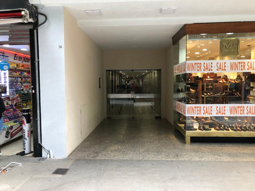 Imagen 2 de 21 de Venta De Oficina En Micro Centro