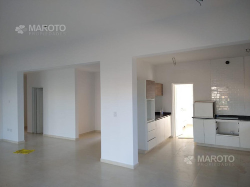 Imagen 24 de 29 de Casa En Venta En Barrio El Canton - Maroto Propiedades