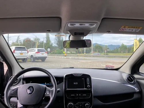 Renault Zoe At 4x2