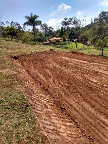 Imagem 4 de 14 de -(06)lotes Para Chácara Em Igaratá