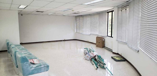 Imagen 2 de 7 de Oficina Arriendo Centro Empresa La Flora Norte Cali