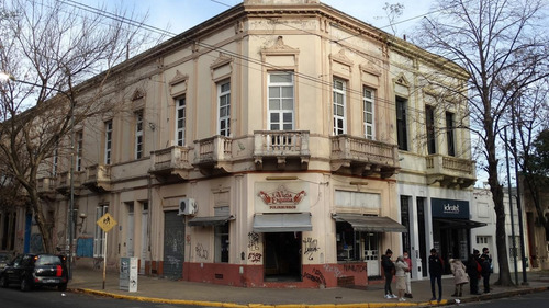 Imagen 2 de 7 de Local En Alquiler En La Plata
