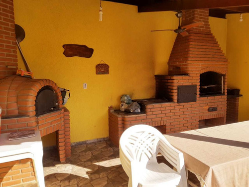 Imagem 7 de 14 de 2.400m², Condomínio, 05 Dormitórios, Churrasqueira E Piscina
