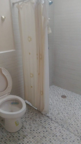 Imagen 5 de 12 de Casa En Venta A Solo Tres Cuadras De Zona Comercial.