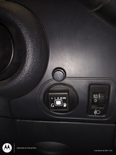 Peugeot Partner 1.4 Furgon Confort 2015 Con Gnc De 5ta