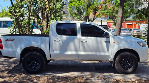 Toyota Hilux Pick-up 3.0 Cd Sr I 171cv 4x2
