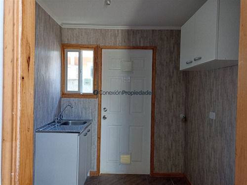 Arriendo Casa Anual De 3 Dorm. Y 1 Baño En Frutillar