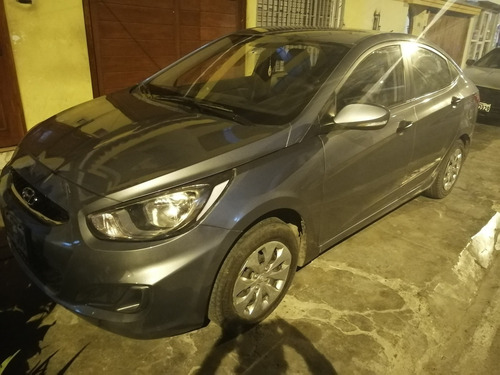 Hyundai Accent Sedan