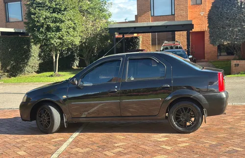 Renault Logan 1.4 Expression