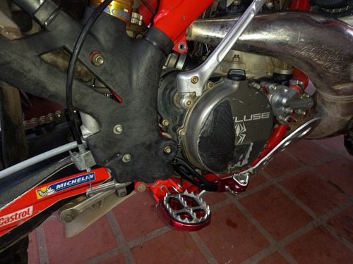 Imagen 2 de 10 de Beta 300rr 2t