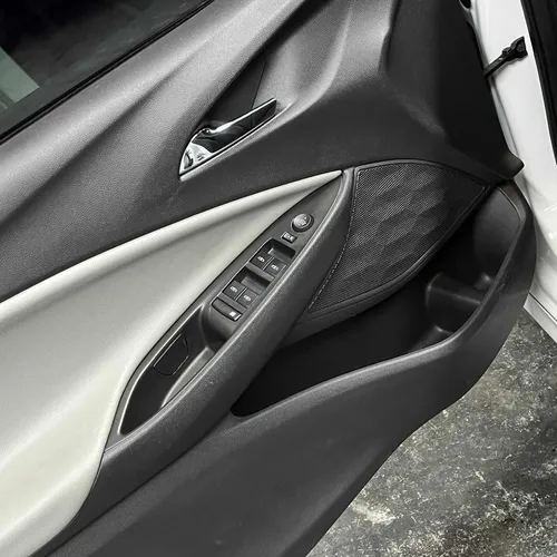 Chevrolet Onix 1.0T Premier Hatch At