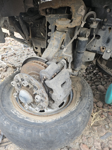 Isuzu Elf 200 Por Partes