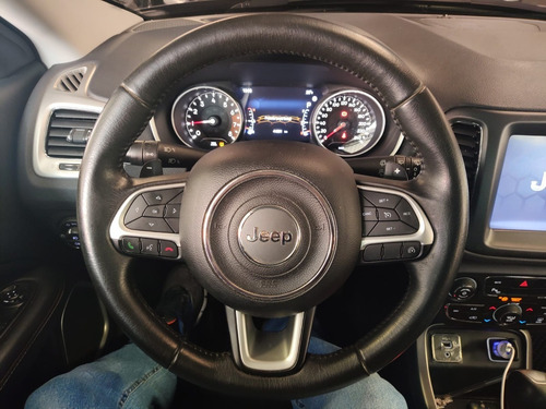 Imagem 8 de 11 de Compass Longitude 2.0 Flex 4x2 Automatico 2019 /2019 Cinza