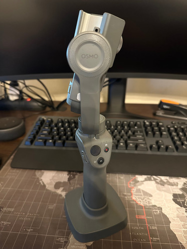 Dji Osmo Mobile 2 Estabilizador De Video Para Celular + Base Cinza-escuro (Usado)
